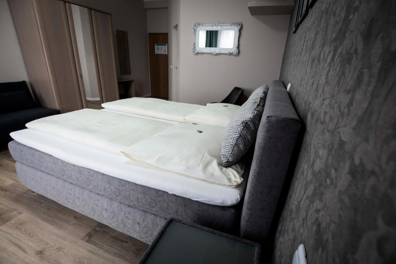 Hotel Garni Landhaus Zur Issel 이젤부르크 외부 사진